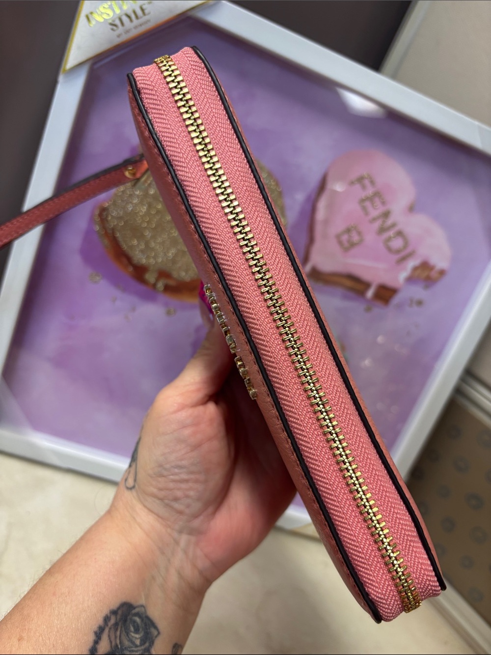 Michael Kors Coral Zip-Around Wristlet Wallet NWOT - Picture 6 of 11